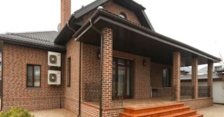 Строительство домов из кирпича с мансардой в Курганинске | от 3592 рублей